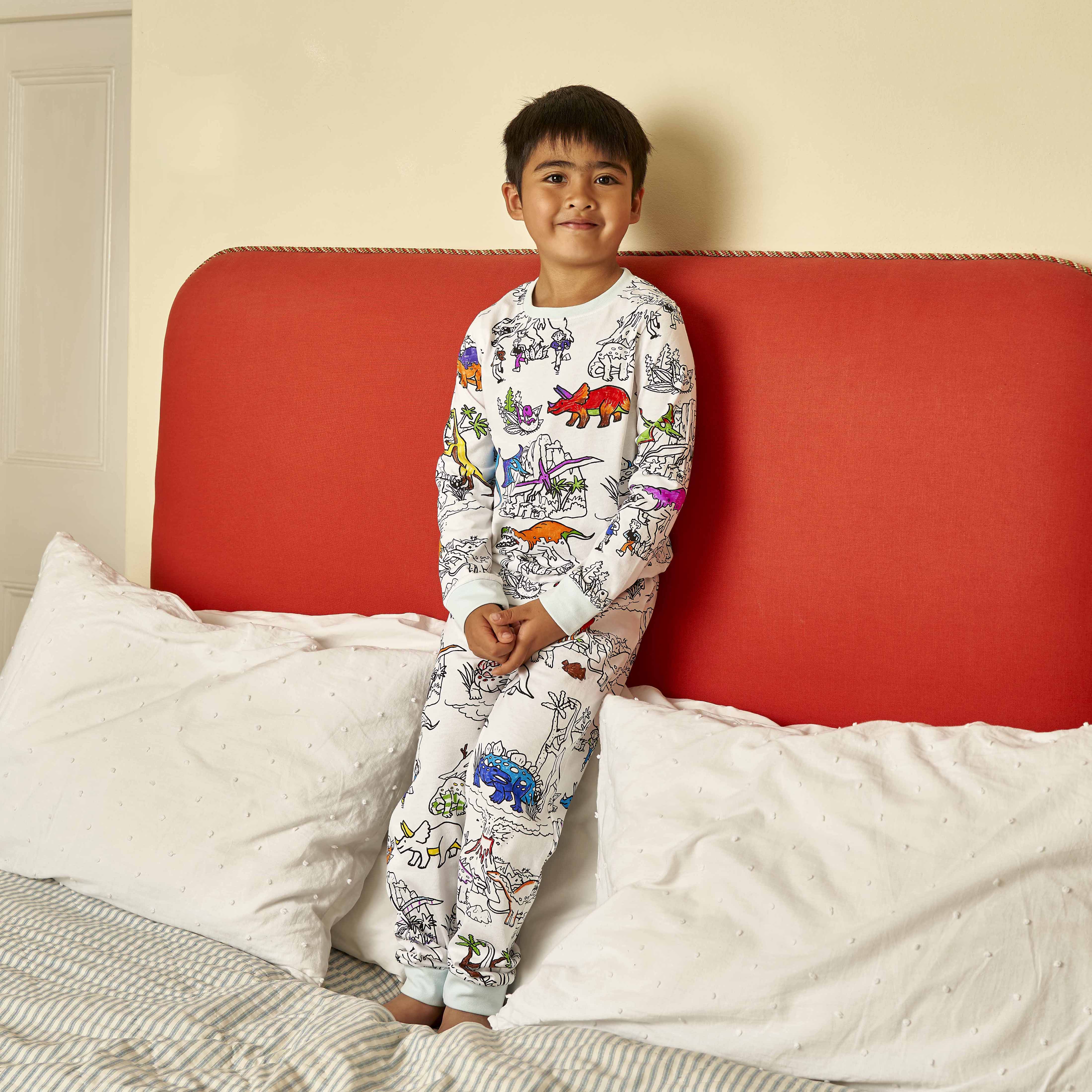 Pyjama Familial à Colorier – Ensemble Parents-enfants Imprimé Doodle, Confortable, Idéal Pour Les Fêtes, Noël, Maison