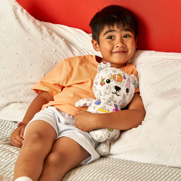 color-in fairytale Artie Bear