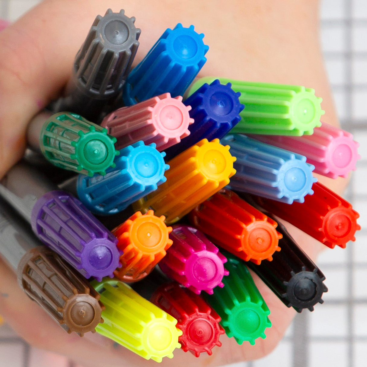 artist set of 20 coloured wash-out pens